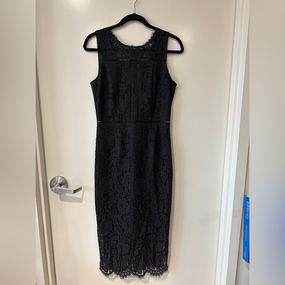 NWT! Cynthia Rowley - Size 6 - Black Lace open back midi dress